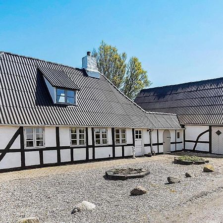 4 Person Holiday Home In Tranek R Tranekær Exterior photo